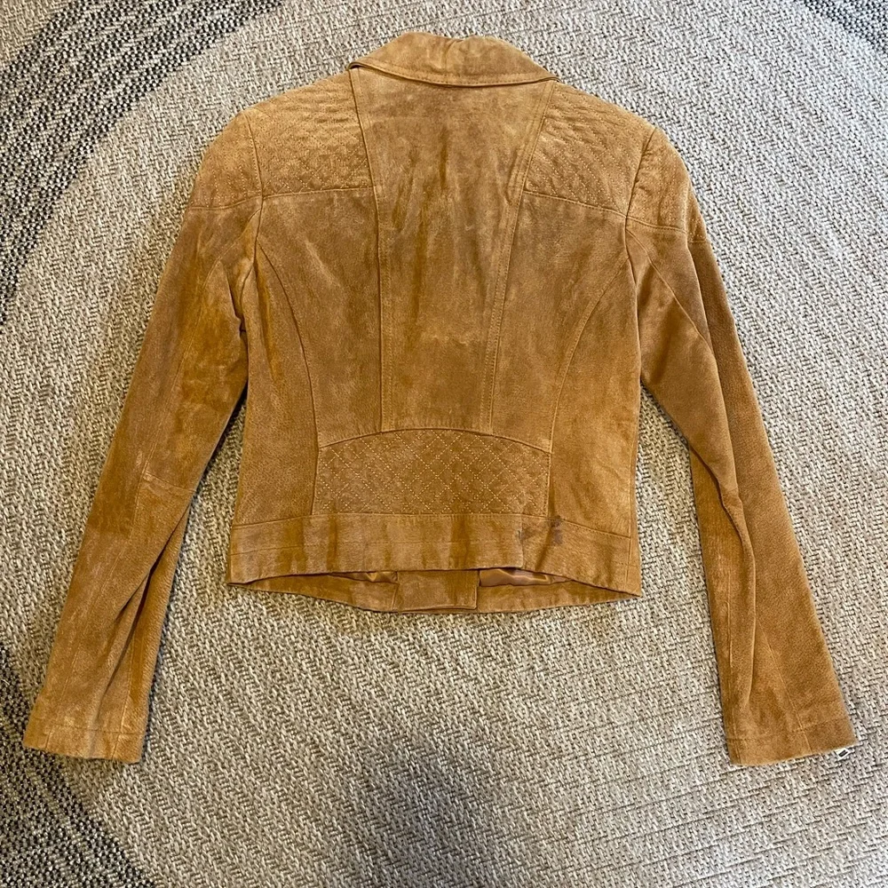Express Women's Suede Moto Jacket camel Colored, size xs, zip pockets & sleeve
